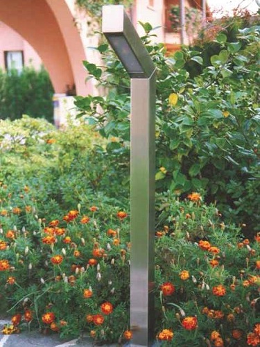 exterior-poles-04